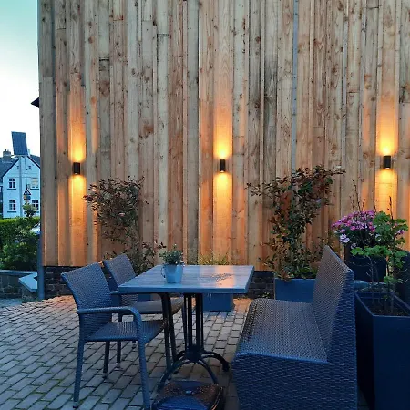 Bed & Breakfast Auberge A Gen Kirk B&B