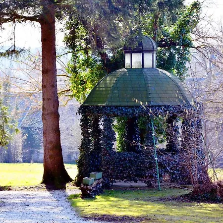 A Gen Kirk Bed & Breakfast